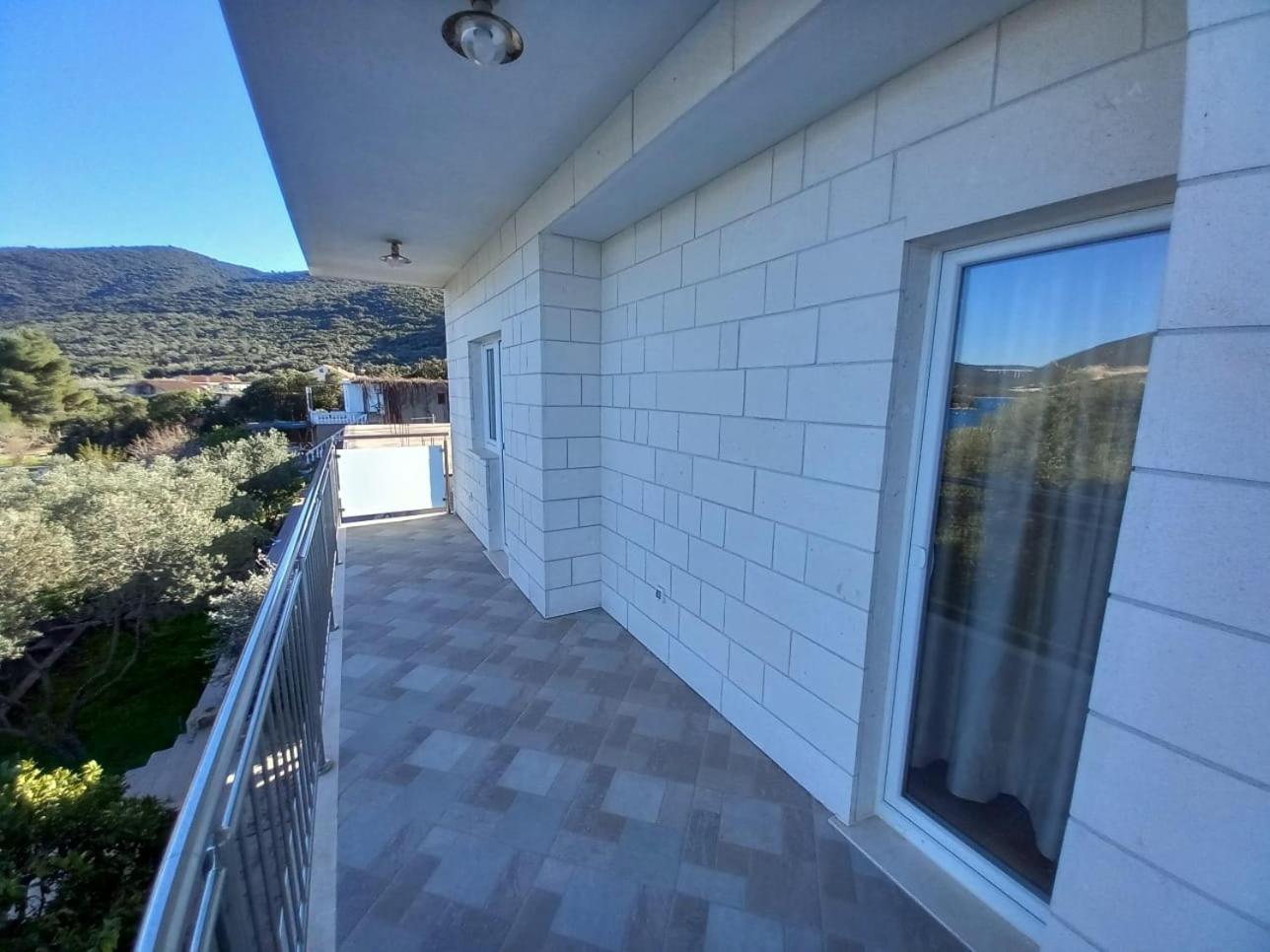 Apartments By The Sea Kabli, Peljesac - 10225 Brijesta Экстерьер фото